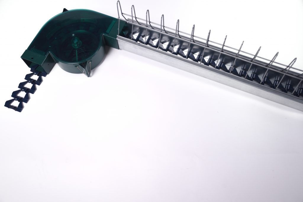 Comedero avícola de reproductoras de Canal